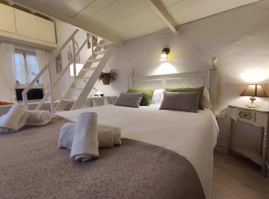 Arte De La Seda II Apartment Seville Spain